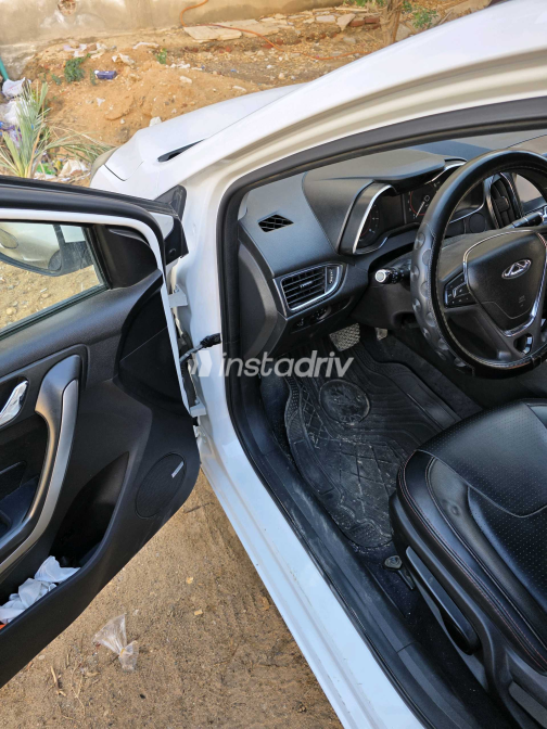 Chery Arrizo 5 2021 White Automatic Used for Sale in 10th of Ramadan - 8
