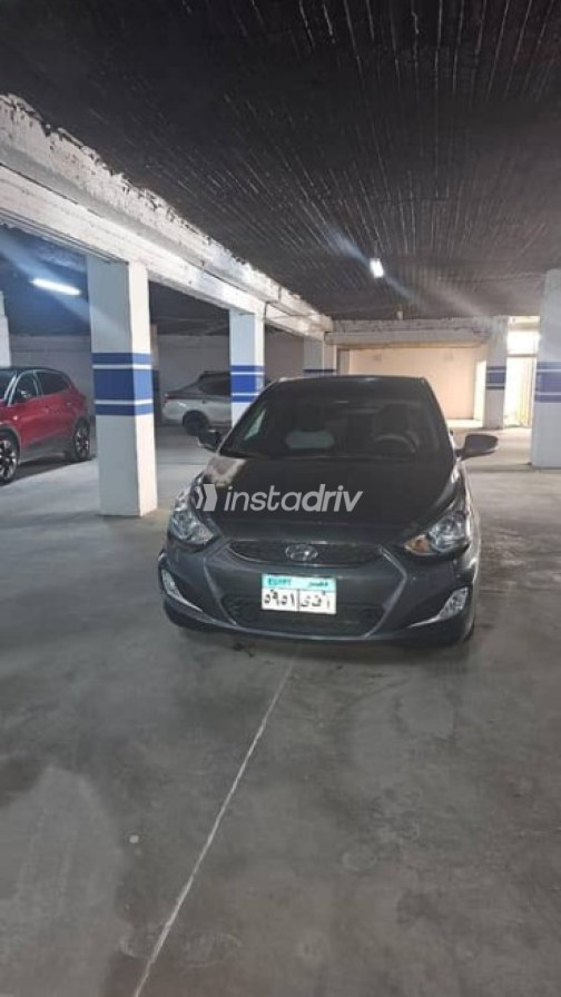 Hyundai Accent 2024 Silver Automatic Used for Sale in Nasr city - 1