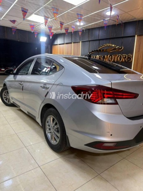 Hyundai Elantra 2026 Silver Automatic Used for Sale in Nasr city - 3