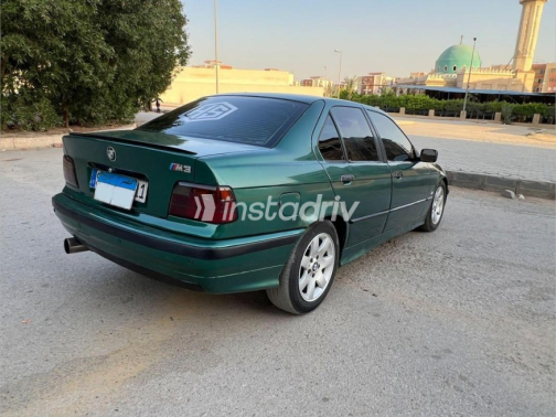 بي ام دبليو 316 1993 أخضر غامق يدوي مستعملة للبيع في القاهرة - 3