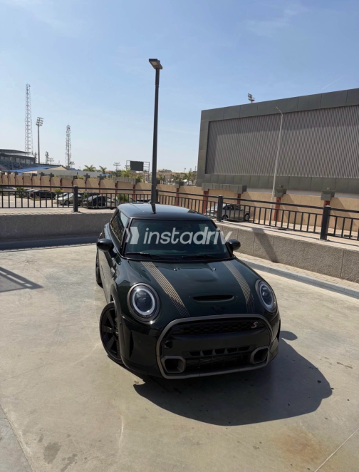 Mini Cooper 2023 Green Automatic Used for Sale in Maadi - 5