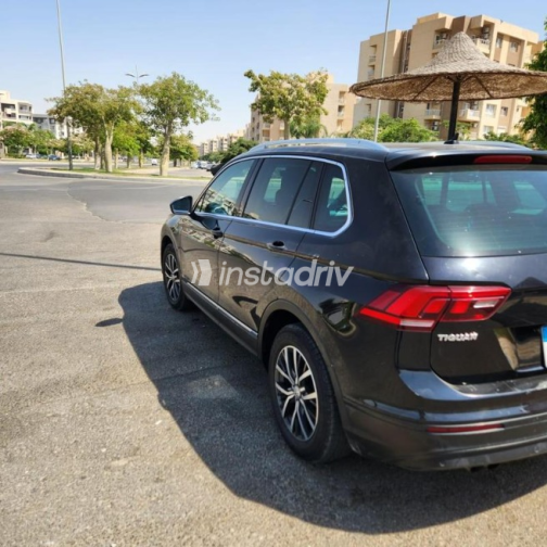Volkswagen Tiguan 2017 White Automatic Used for Sale in Greater Cairo ( Cairo + Giza) - 1