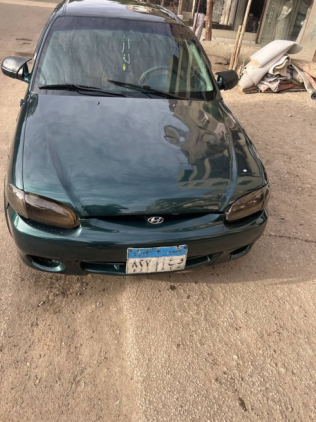 Hyundai Accent 1999 Green Manual Used for Sale in Greater Cairo ( Cairo + Giza)