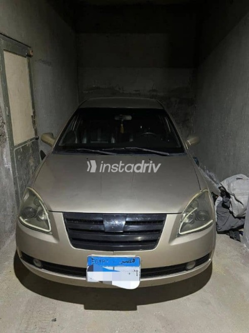 اسبيرانزا A516 2009 ذهبي يدوي مستعملة للبيع في المنصورة - 1