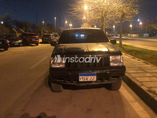 Jeep Grand Cherokee 1999 Dark Green Automatic Used for Sale in Cairo - 10