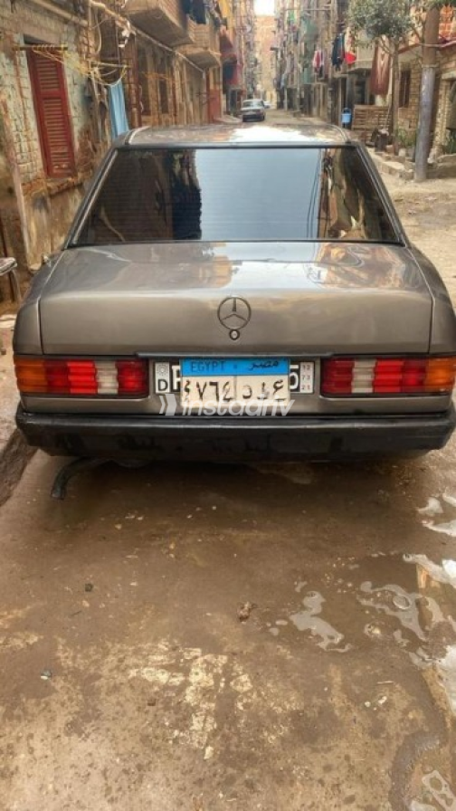 Mercedes 190 1987 Gray Automatic Used for Sale in Tanta - 3