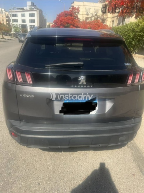Peugeot 3008 2022 Gray Automatic Used for Sale in Cairo - 2