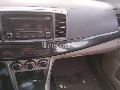 Mitsubishi Lancer 2016 Gray Automatic Used for Sale in Greater Cairo ( Cairo + Giza) - 5
