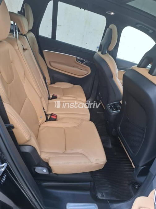 فولفو XC90 2021 أسود أوتوماتيك مستعملة للبيع في الجيزة - 6
