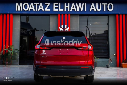 Honda CRV 2024 Burgundy Automatic Used for Sale in Cairo - 5