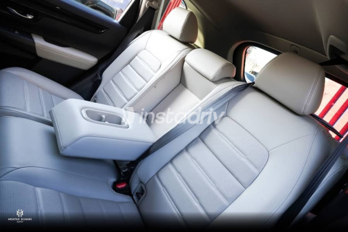 Honda CRV 2024 Burgundy Automatic Used for Sale in Cairo - 6
