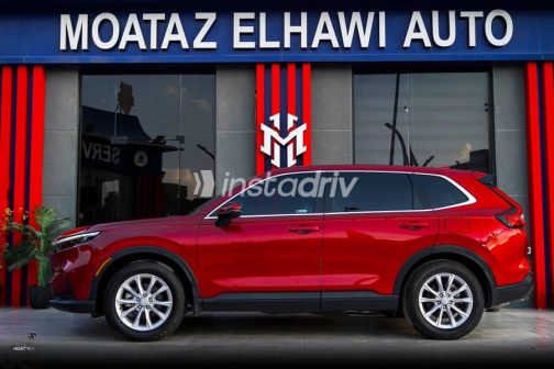 Honda CRV 2024 Burgundy Automatic Used for Sale in Cairo - 8