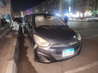 Hyundai I10 2012 Dark Gray Automatic Used for Sale in Mokattam