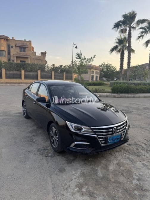 ام جى 5 2022 أسود أوتوماتيك مستعملة للبيع في 6 أكتوبر - 5
