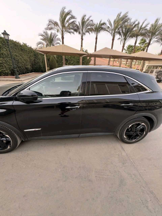دى اس DS7 2019 أسود أوتوماتيك مستعملة للبيع في القاهرة
