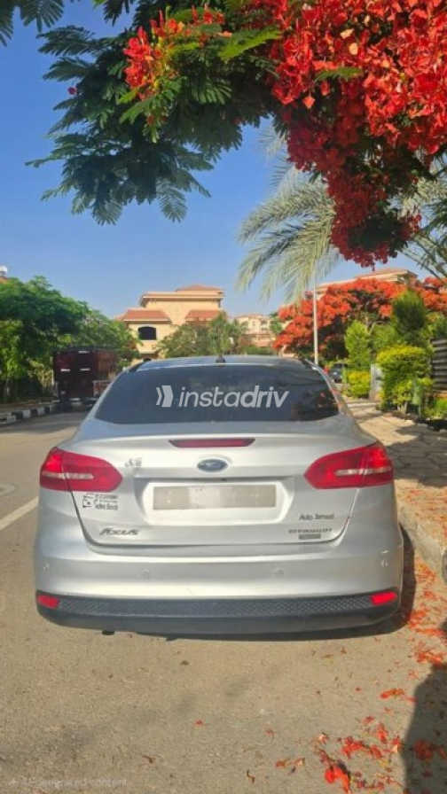 Ford Focus 2018 Silver Automatic Used for Sale in Madinaty - 3