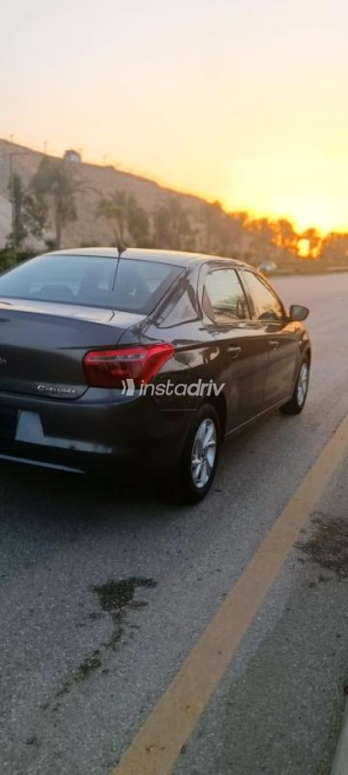Citroën C Elysee 2019 White Automatic Used for Sale in Greater Cairo ( Cairo + Giza) - 7