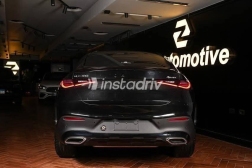 Mercedes GLC 300 2024 Black Automatic Used for Sale in Heliopolis - 2