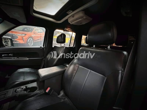Jeep Cherokee 2012 Silver Automatic Used for Sale in Nasr city - 7