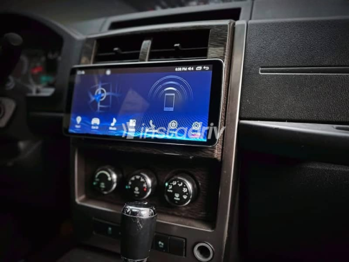 Jeep Cherokee 2012 Silver Automatic Used for Sale in Nasr city - 10