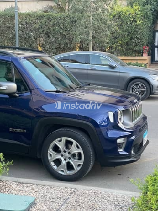 جيب رينيجيد 2021 أزرق غامق أوتوماتيك مستعملة للبيع في القاهرة - 1