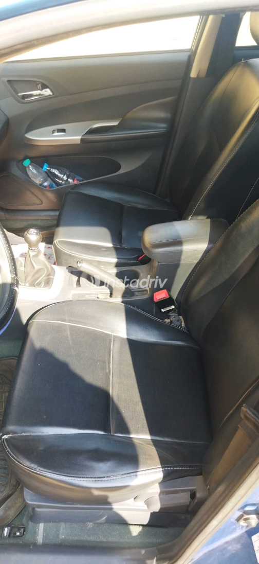 بى واى دى‬ F3 2020 أزرق يدوي مستعملة للبيع في مدينة بدر - 7
