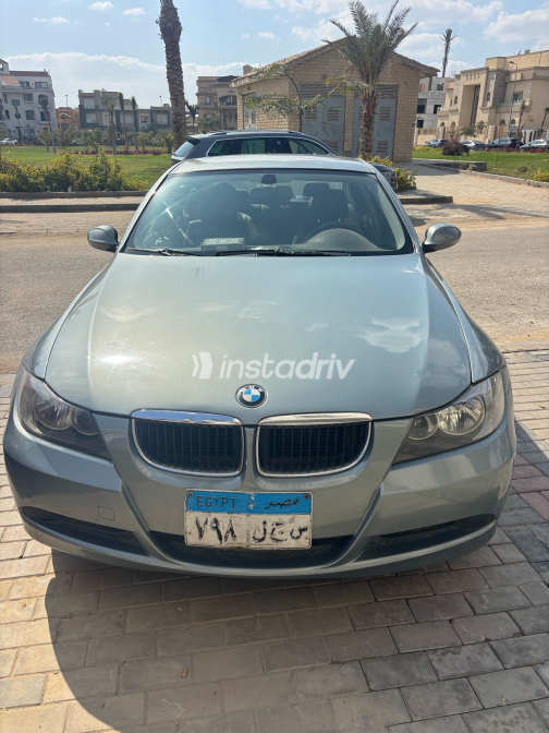BMW 320 2007 Silver Automatic Used for Sale in Cairo - 3