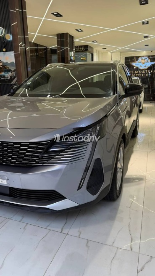 Peugeot 3008 2021 Silver Automatic Used for Sale in Nasr city - 7
