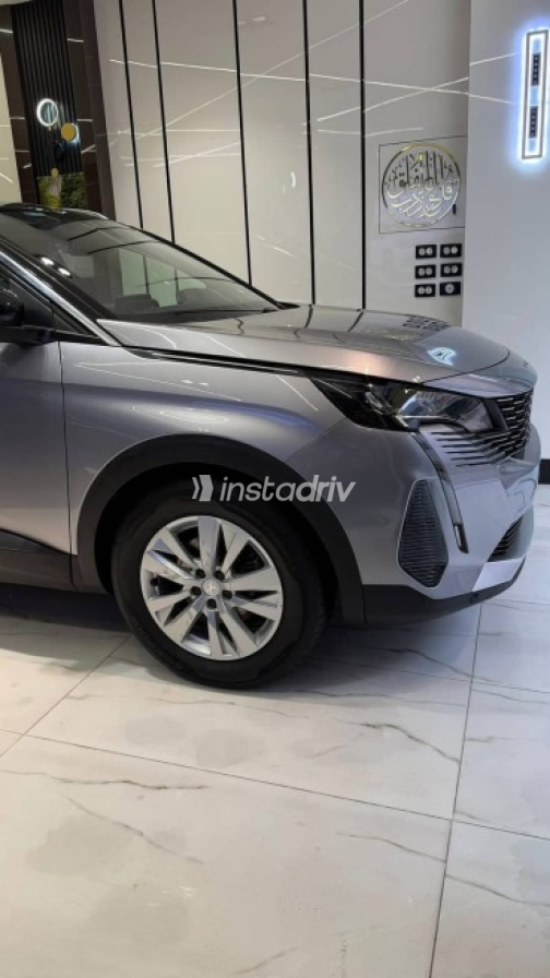 Peugeot 3008 2021 Silver Automatic Used for Sale in Nasr city - 10
