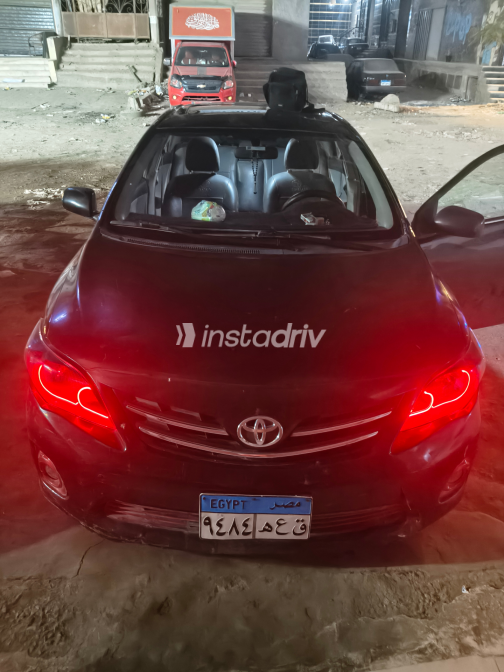 Toyota Corolla 2011 Black Automatic Used for Sale in Qalyubia - 1