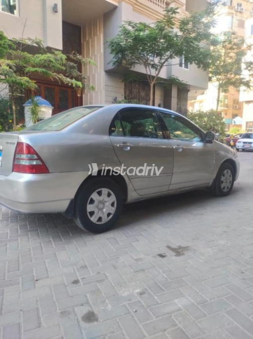 Toyota Corolla 2003 Silver Automatic Used for Sale in Faiyum - 2