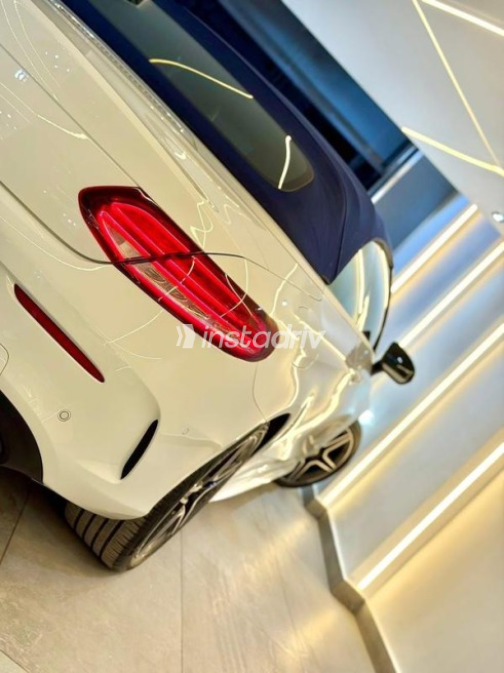 Mercedes C 180 2022 White Automatic Used for Sale in Nasr city - 3