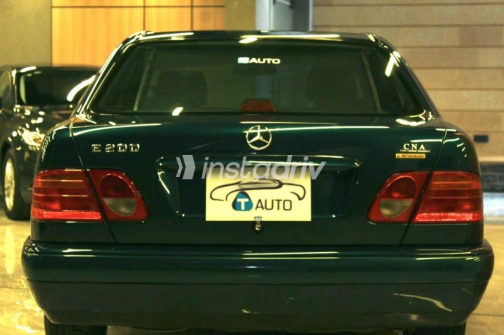 Mercedes E 200 1998 White Automatic Used for Sale in Cairo - 6