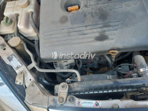 اسبيرانزا A516 2009 ذهبي يدوي مستعملة للبيع في مدينة نصر - 6