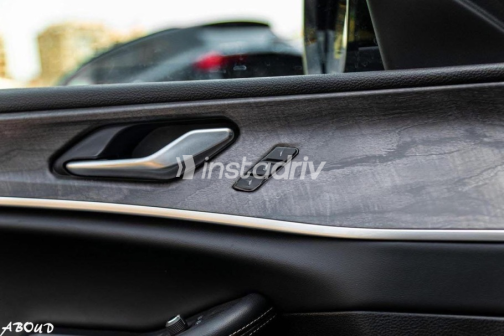 Jeep Grand Cherokee 2025 Black Automatic Used for Sale in Cairo - 3