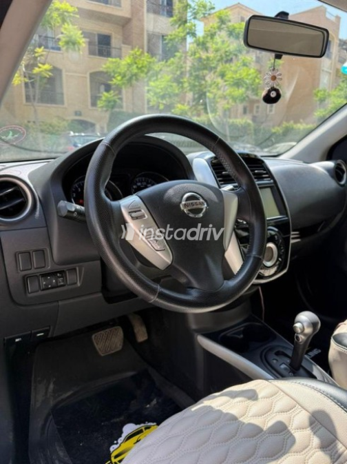 Nissan Sunny 2023 Gray Automatic Used for Sale in Nasr city - 6