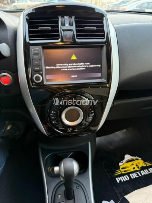 Nissan Sunny 2023 Gray Automatic Used for Sale in Nasr city - 7