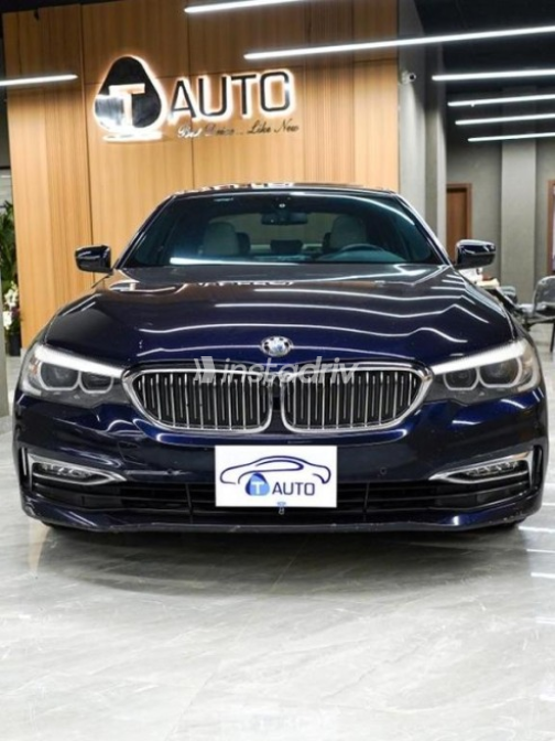 BMW 520 2018 Dark Blue Automatic Used for Sale in Cairo - 1
