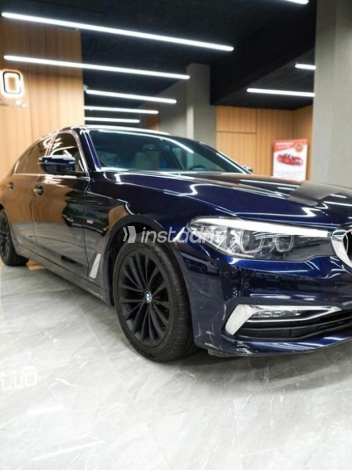 BMW 520 2018 Dark Blue Automatic Used for Sale in Cairo - 5