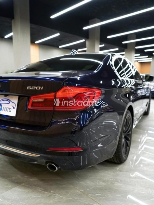 BMW 520 2018 Dark Blue Automatic Used for Sale in Cairo - 7