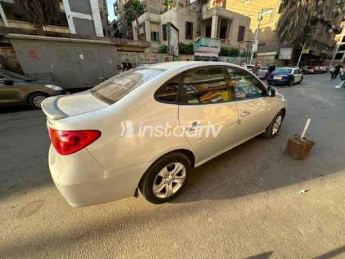 هيونداي إلنترا اتش دى 2011 فضي أوتوماتيك مستعملة للبيع في طنطا - 2