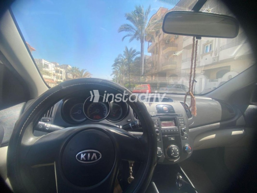 Kia Cerato 2012 Silver Automatic Used for Sale in Damietta - 2