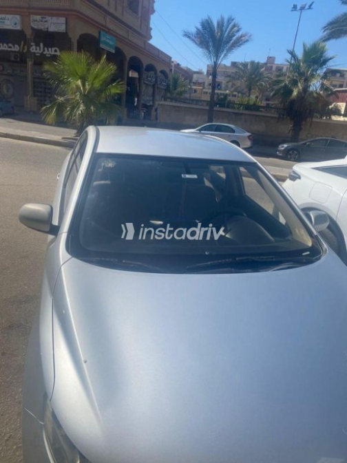 Kia Cerato 2012 Silver Automatic Used for Sale in Damietta - 3