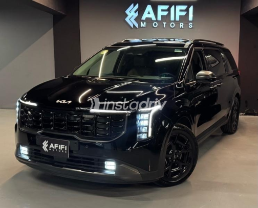 Kia Carnival 2024 Black Automatic Used for Sale in Cairo - 2