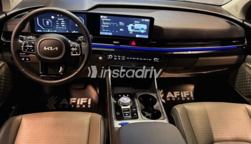 Kia Carnival 2024 Black Automatic Used for Sale in Cairo - 5