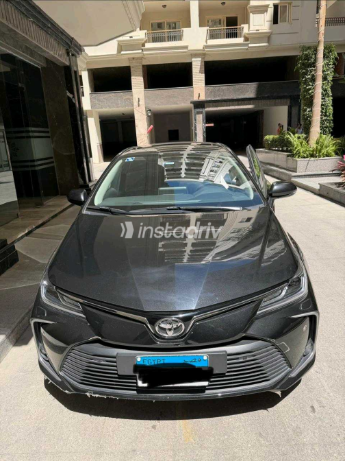 Toyota Corolla 2022 Black Automatic Used for Sale in Alexandria - 8
