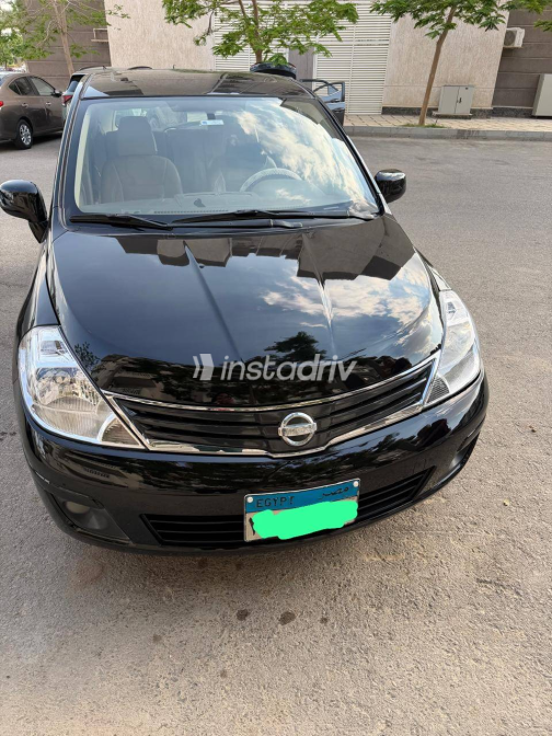 Nissan Tiida 2013 Black Automatic Used for Sale in Madinaty - 6