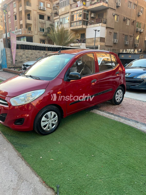 هيونداي I10 2013 أحمر أوتوماتيك مستعملة للبيع في مدينة نصر - 6