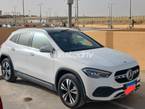 مرسيدس GLA 200 2022 أبيض أوتوماتيك مستعملة للبيع في الجيزة - 3