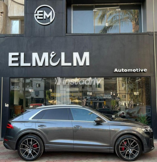 Audi Q8 2024 Gray Automatic Used for Sale in Cairo - 5